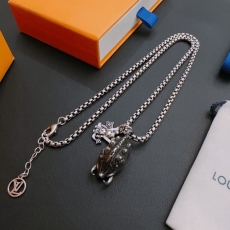 Louis Vuitton Necklaces